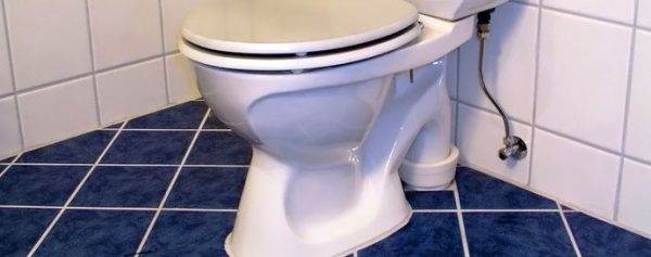 Установка унитаза