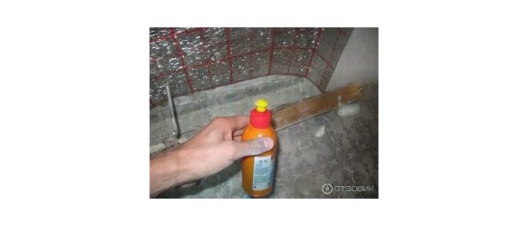 Чем клеить пенофол к бетону?