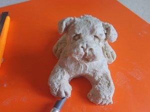 Собака из папье-маше